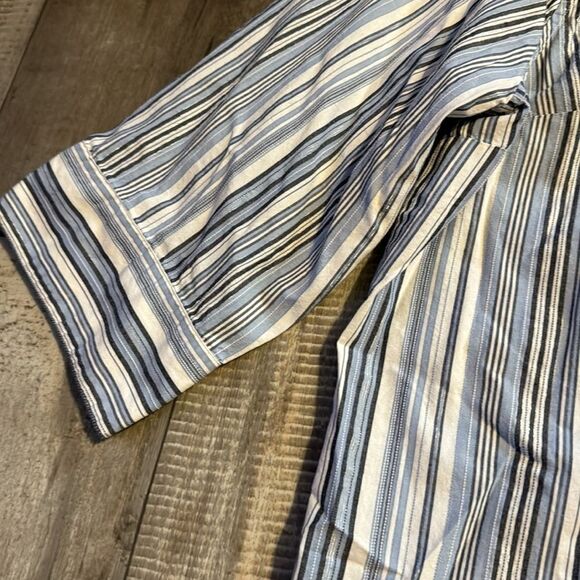 C J BANKS‎ blouse- size 3X - Picture 3 of 8